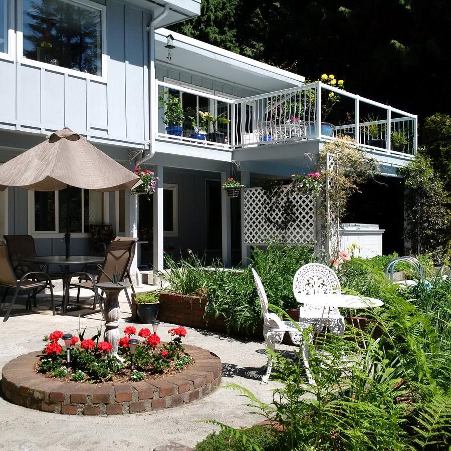 Roberts CreekCaprice住宿加早餐旅馆 外观 照片